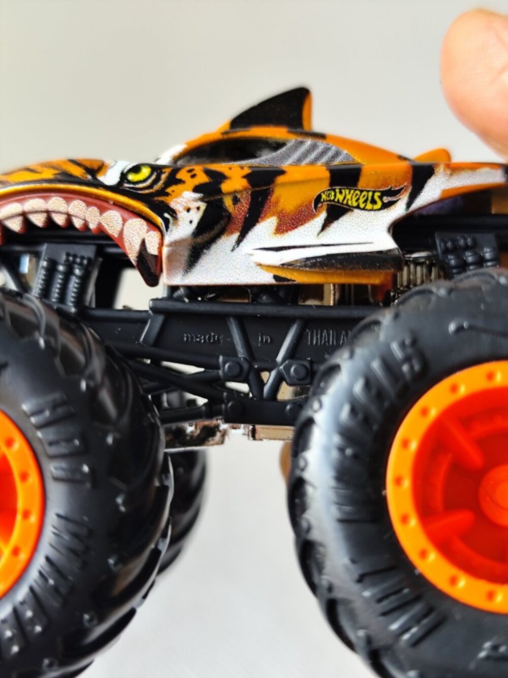 Hot Wheels Monster Trucks Tiger Shark